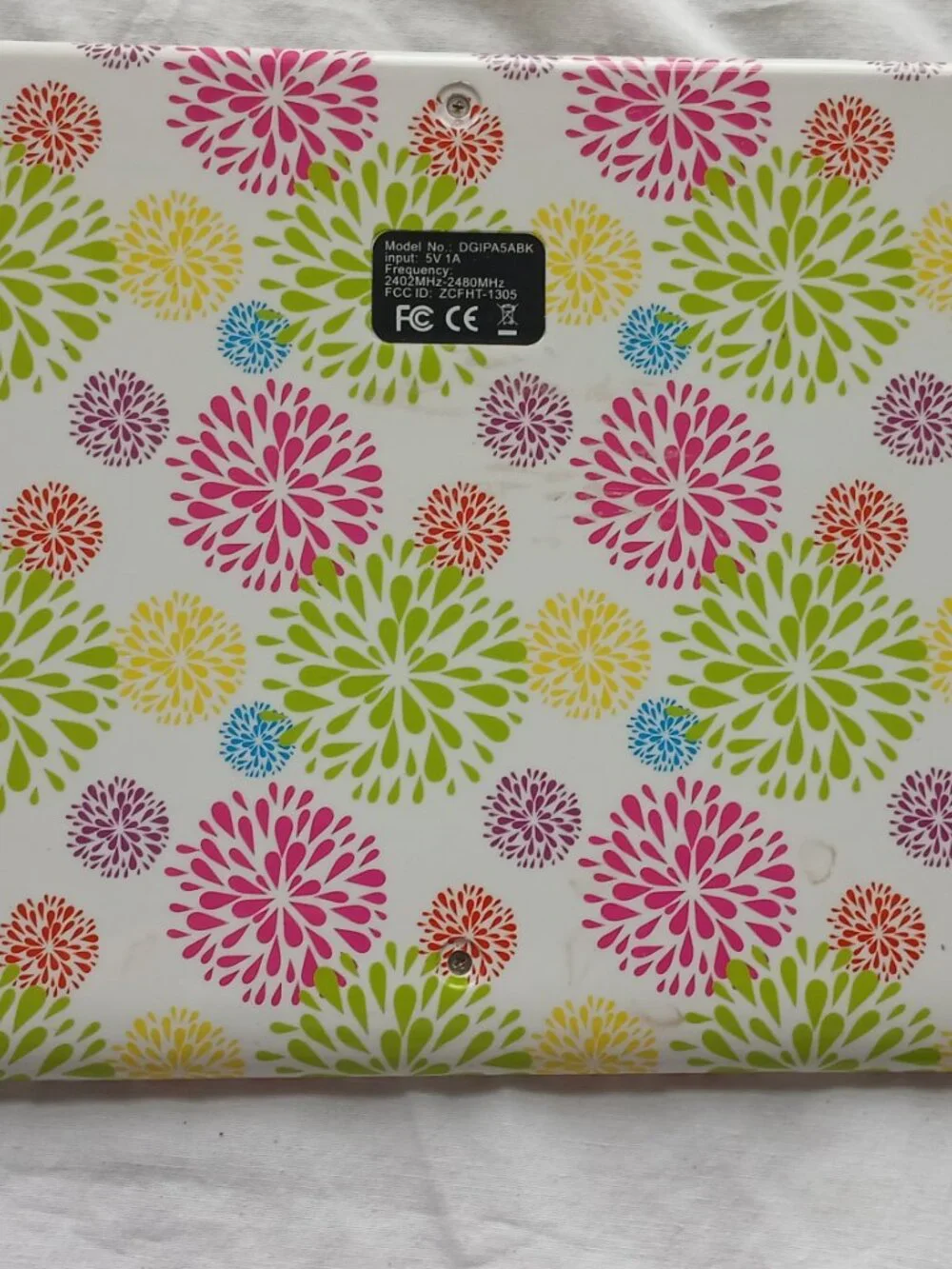 iPad Air Bluetooth Keyboard DGIPA5ABK White Pink Green Slim Case